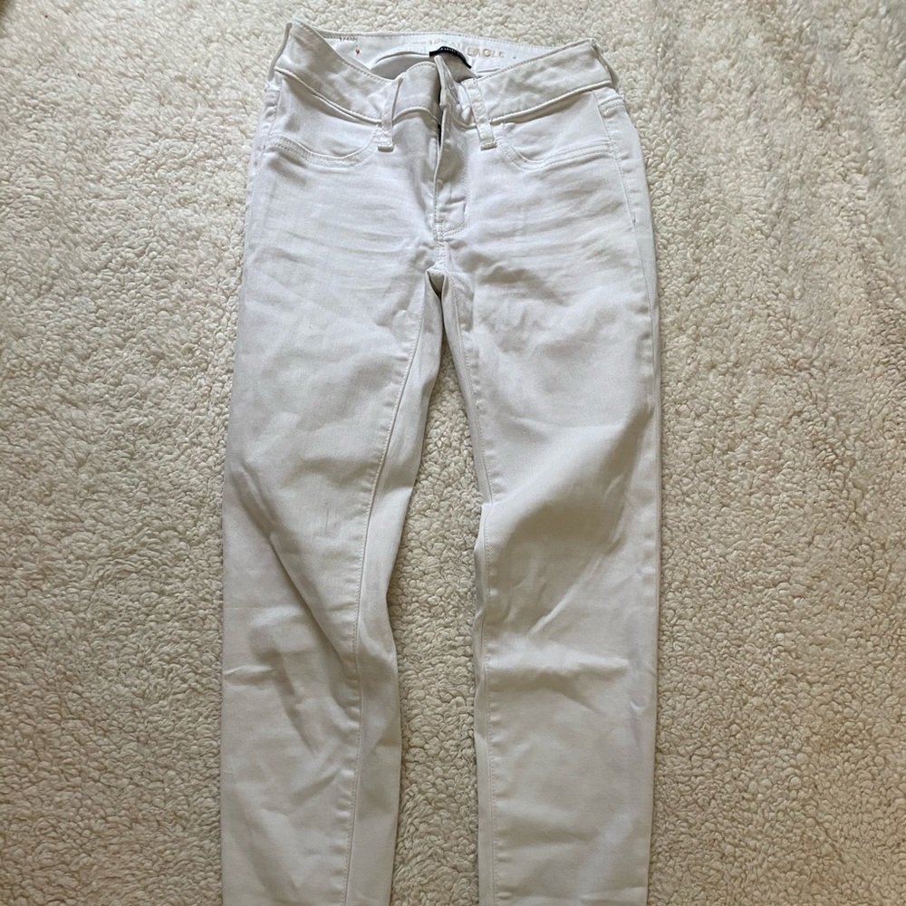NWOT american eagle jeans
